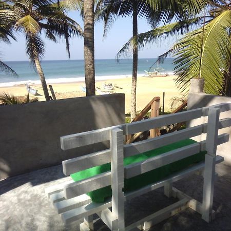 Uma Beach Home Bussa エクステリア 写真