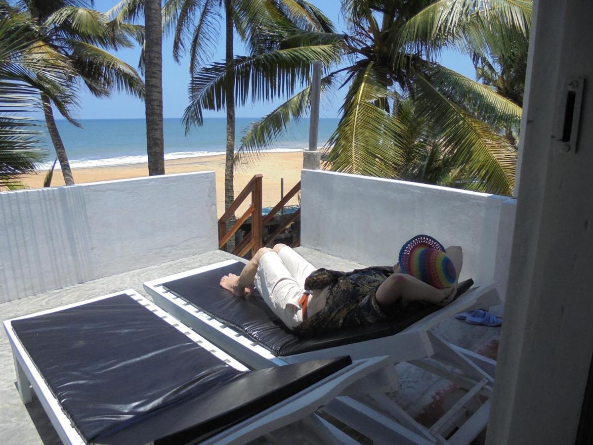 Uma Beach Home Bussa エクステリア 写真